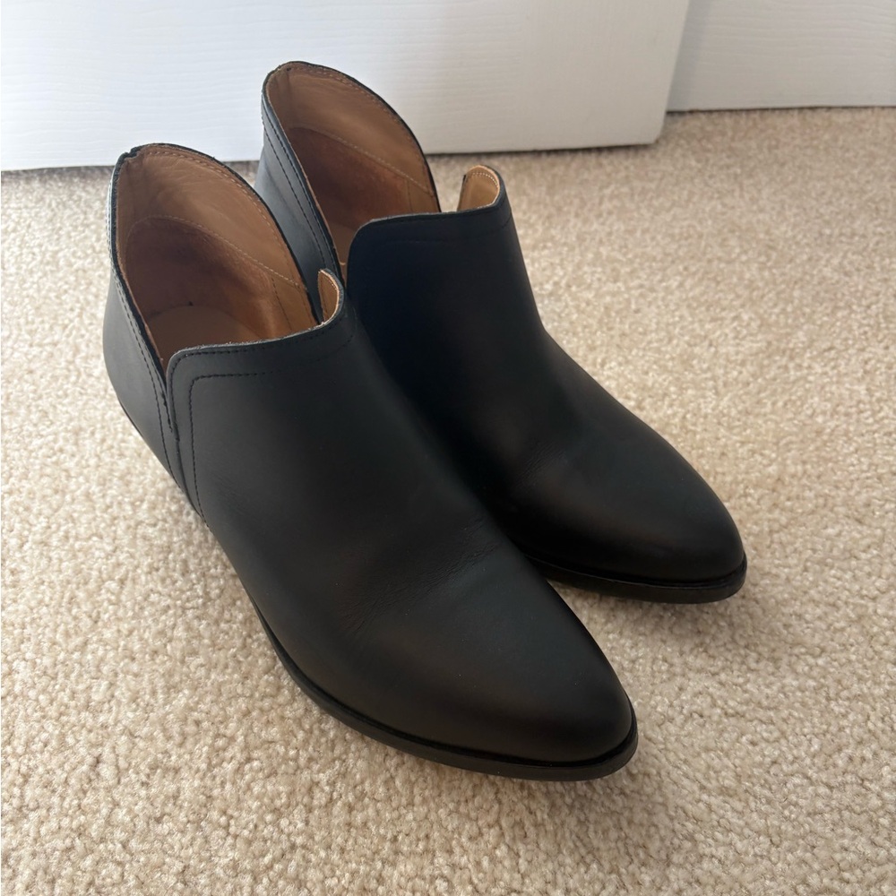 Nisolo Black Ankle Booties